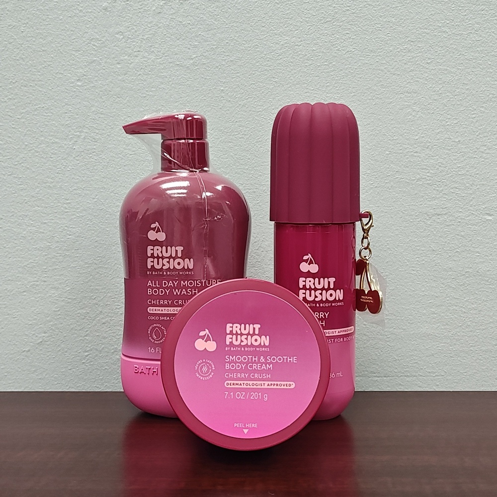 Bath & Body Works CHERRY CRUSH Fruit Fusion 3 Piece Body Care Set